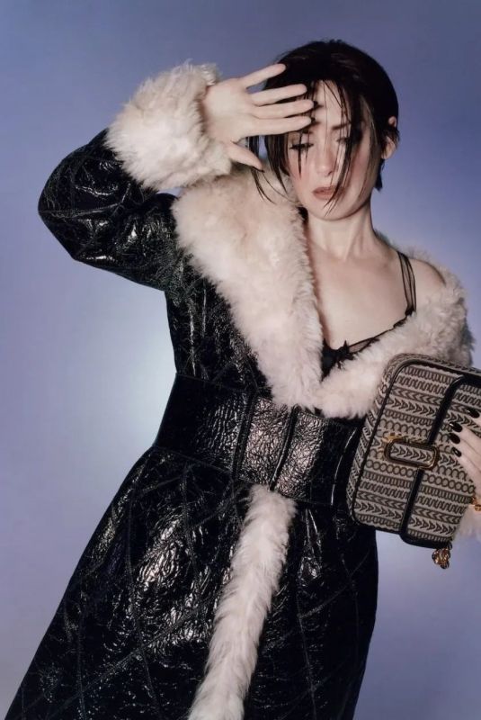 WINONA RYDER for Marc Jacobs’ Pre-fall/winter 2022 Collection