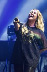 ALANIS MORISSETTE "Performs at O2 Arena in London 06/28/2022