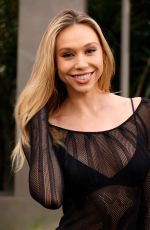 ALEXIS REN at Jurassic World: Dominion Premiere in Los Angeles 06/06/2022
