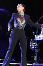 ALICIA KEYS Performs Assago-Mi Forum in Milan 06/28/2022