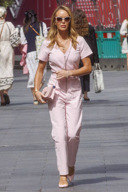 AMANDA HOLDEN Leaves Her Breakfast Show in London 06/09/2022