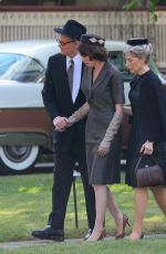 ANNE HATHAWAY on the Set of Mother