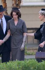 ANNE HATHAWAY on the Set of Mother