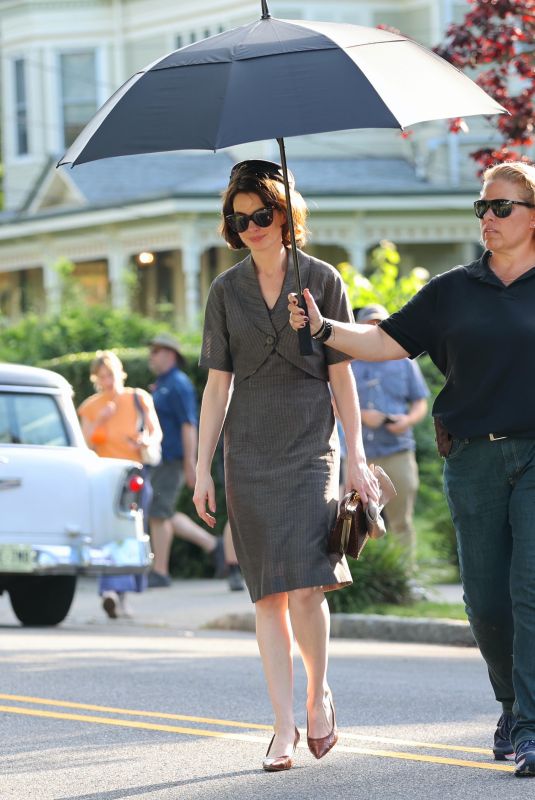 ANNE HATHAWAY on the Set of Mother