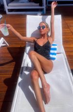 ANNE WINTERS - Instagram Photos 06/19/2022