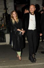 ASHLEE SIMPSON and Evan Ross Leaves Annabel