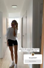 BEATRICE BOUCHARD - Instagram Photos 06/27/2022