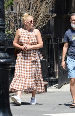BUSY PHILIPPS and Marc Silverstein at Via Carota in New York 05/30/2022