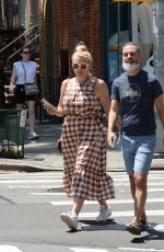 BUSY PHILIPPS and Marc Silverstein at Via Carota in New York 05/30/2022