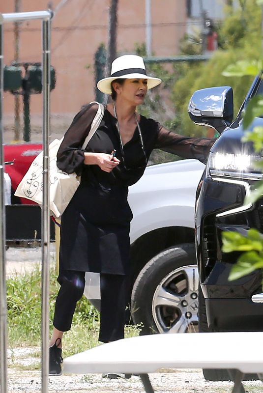 CATHERINE ZETA JONES Arrives at Airport in New Orleans 06/02/2022
