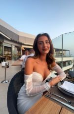 CHLOE VEITCH - Instagram Photos 06/22/2022