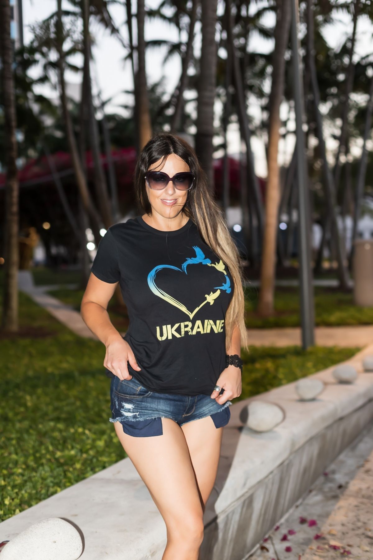 CLAUDIA ROMANI Out in Miami 06/16/2022 – HawtCelebs