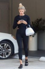 DEVON WINDSOR Leaves Pilates Class in Miami 06/23/2022