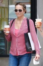 DIANE LANE and ELEANOR LAMBERT Out Shopping on Madison Avenue in New York 06/02/2022