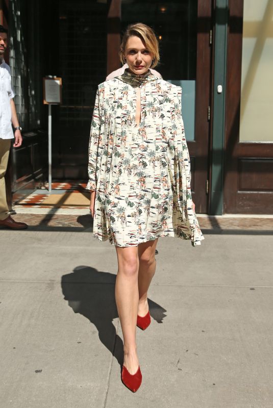ELIZABETH OLSEN Leaves Her Hotel in New York 06/29/2022