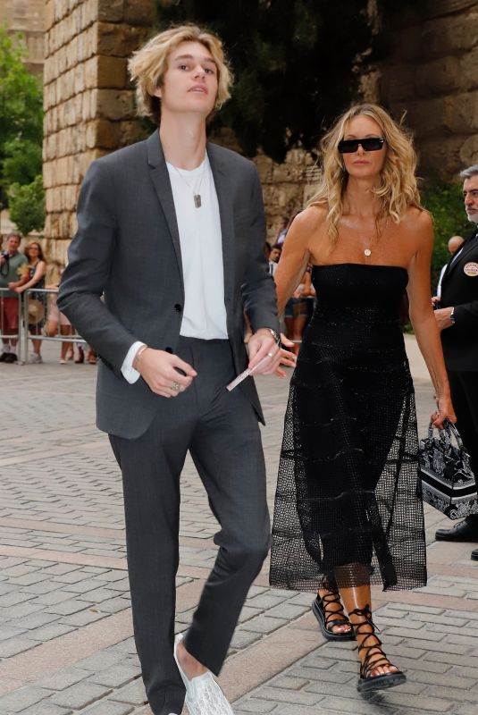 ELLE MACPHERSON Arrives at Dior Party at Alcazar of Seville 06/15/2022