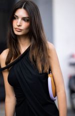 EMILY RATAJKOWSKI Arrives at JW Anderson Fashion Show in Milan 06/19/2022
