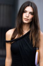 EMILY RATAJKOWSKI Arrives at JW Anderson Fashion Show in Milan 06/19/2022