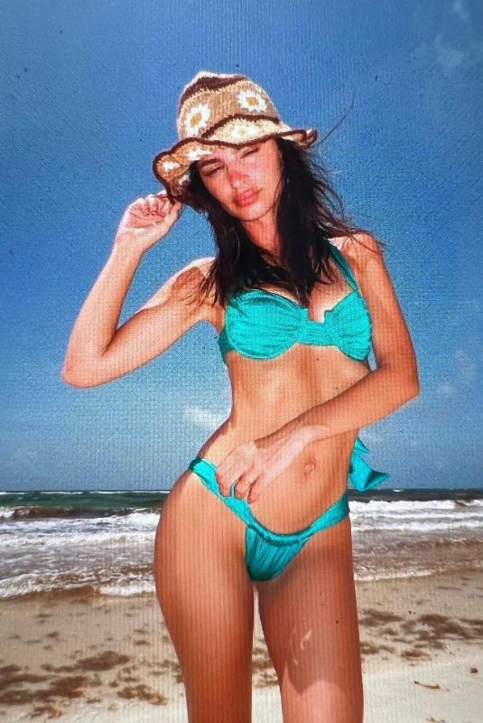 EMILY RATAJKOWSKI for Inamorata Swim Spring 2022 06/14/2022