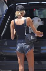EMMA HERNAN in Denim Shorts at Kings Road Cafe in West Hollywood 06/28/2022