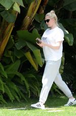 ERIKA JAYNE Heading to Her Home After a Gym Session in Los Angeles 06/13/2022