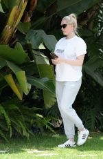 ERIKA JAYNE Heading to Her Home After a Gym Session in Los Angeles 06/13/2022