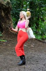 FARRAH ABRAHAM Out on Vacation in Hawaii 05/31/2022