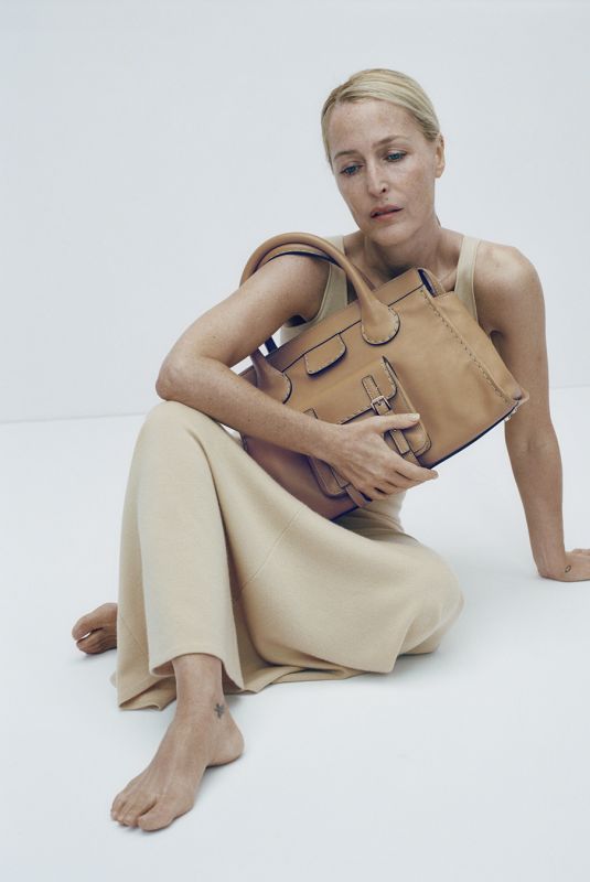 GILLIAN ANDERSON for Chloe Advertising, Jun 2022