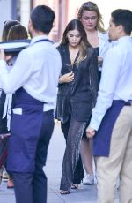 HAILEE STEINFELD Out and About in New York 06/04/2022 | celebrityparadise - hollywood , celebrities , babes & more