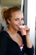 HAYDEN PANETTIERE at Kari Feinstein 2006 Emmy Style Lounge in Los Angeles 08/25/2006