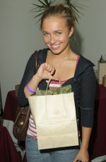 HAYDEN PANETTIERE at Kari Feinstein 2006 Emmy Style Lounge in Los Angeles 08/25/2006