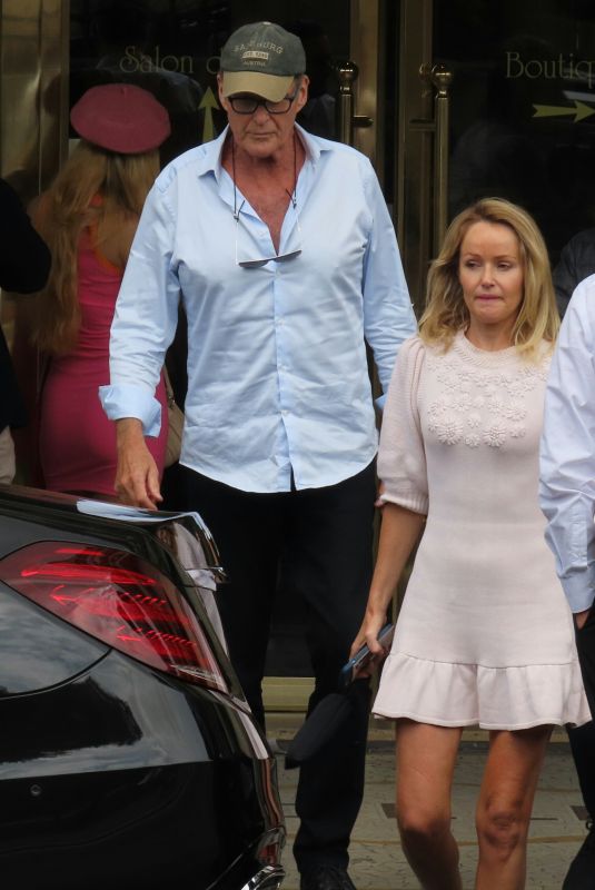 HAYLEY ROBERTS and David Hasselhoff Out for Lunch in Paris 06/26/2022