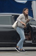 JENNIFER GARNER Arrives on the Set of Her New Movie in Los Angeles 06/17/2022