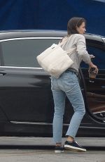 JENNIFER GARNER Arrives on the Set of Her New Movie in Los Angeles 06/17/2022
