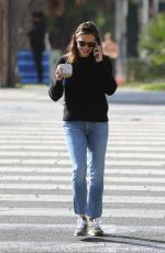 JENNIFER GARNER Out in Brentwood 06/01/2022