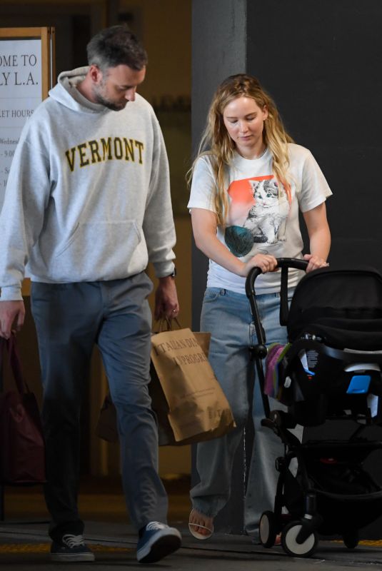 JENNIFER LAWRENCE and Cooke Maroney Leaves Eataly Restaurant with Their Baby in Los Angeles 06/12/2022