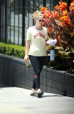 JENNIFER LAWRENCE Heading to Pilates Class in Century City 06/16/2022