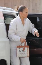 JENNIFER LOPEZ Arrives at Dance Studio in Los Angeles 06/15/2022
