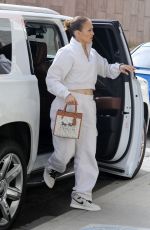 JENNIFER LOPEZ Arrives at Dance Studio in Los Angeles 06/15/2022