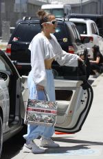 JENNIFER LOPEZ Heading to a Dance Studio in Los Angeles 05/31/2022