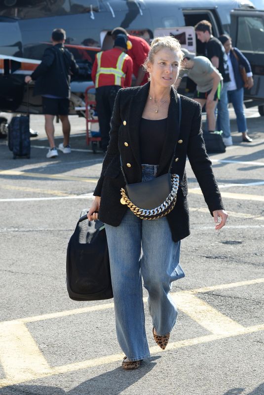 JESSICA SEINFELD Arrives in New York 05/30/2022