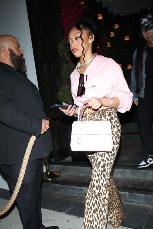 JODIE WOODS at Catch Steak LA in West Hollywood 06/17/2022