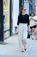 KARLIE KLOSS Out and About in New York 06/08/2022