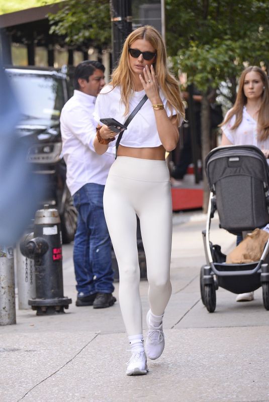 KATE BOCK Heading to a Gym in New York 06/15/2022