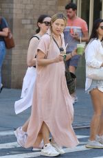 KATE HUDSON Out for Ice Cream and Drink with a Friend in New York 06/15/2022