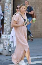 KATE HUDSON Out for Ice Cream and Drink with a Friend in New York 06/15/2022