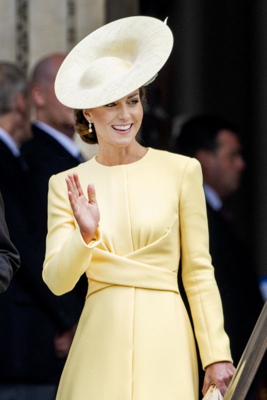 KATE MIDDLETON Leaves St Pauls Cathedral in London 06/03/2022