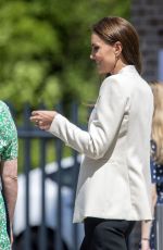 KATE MIDDLETON Visits Little Village Brent in London 06/08/2022