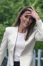 KATE MIDDLETON Visits Little Village Brent in London 06/08/2022
