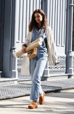 KATIE HOLMES Leaves a Gallery Shop in New York 06/15/2022